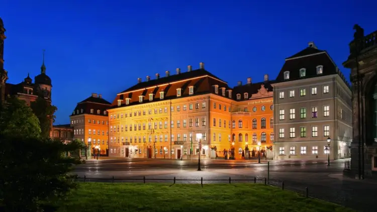 Hotel-Taschenbergpalais-Kempinski-Dresden-4
